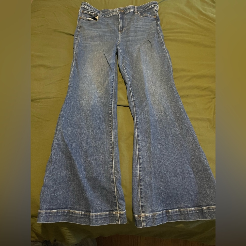 Super high rise flares
